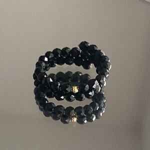 18K yellow gold bead black spinel wrap ring